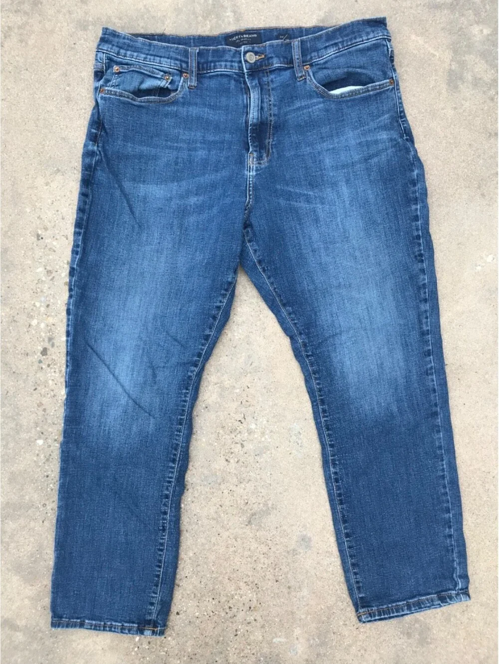 Lucky Brand 410 Athletic Slim Jeans Mens 38x29 Medium Wash Denim Casual Stretch